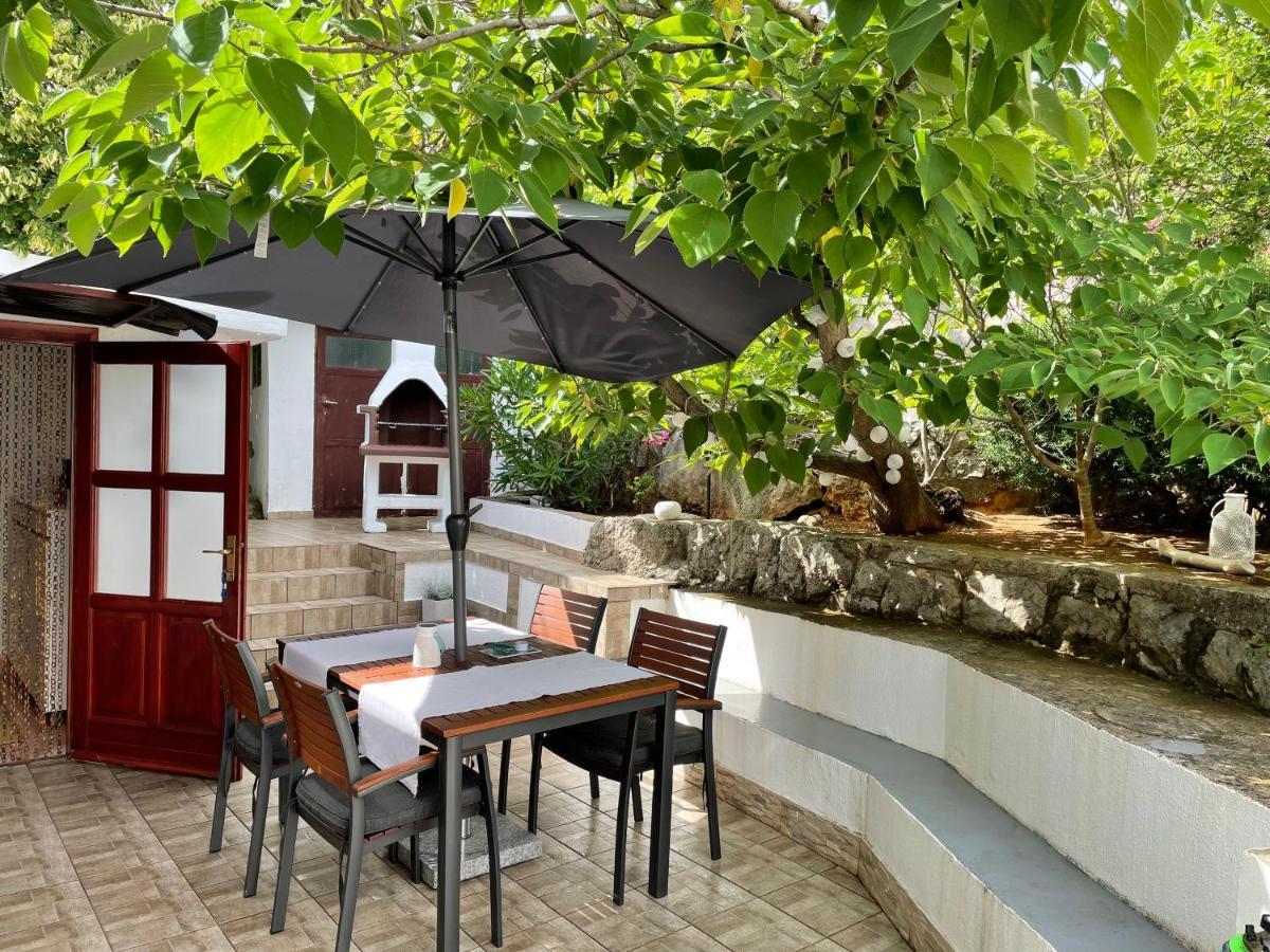 Holiday Home Cesarica Karlobag Zewnętrze zdjęcie