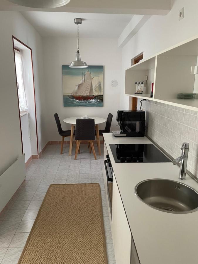 Holiday Home Cesarica Karlobag Zewnętrze zdjęcie