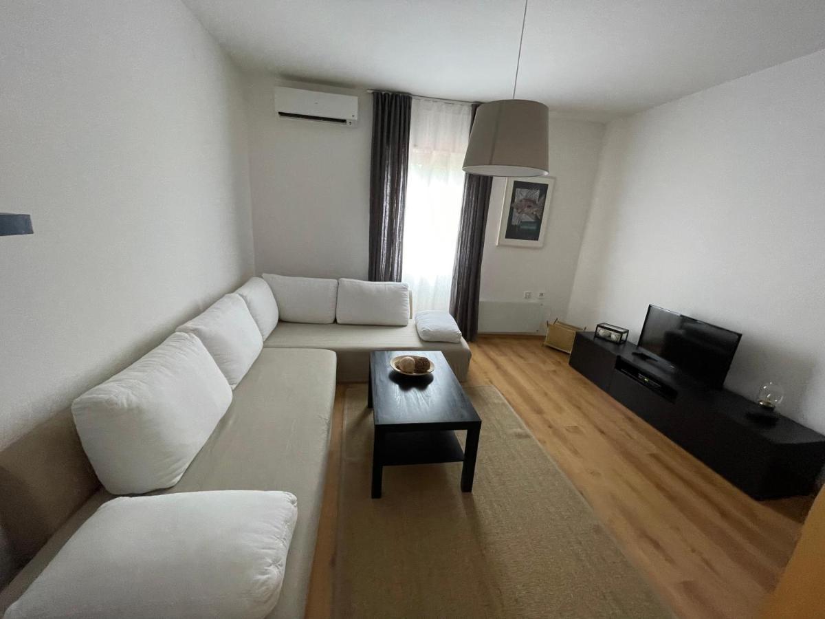 Holiday Home Cesarica Karlobag Zewnętrze zdjęcie