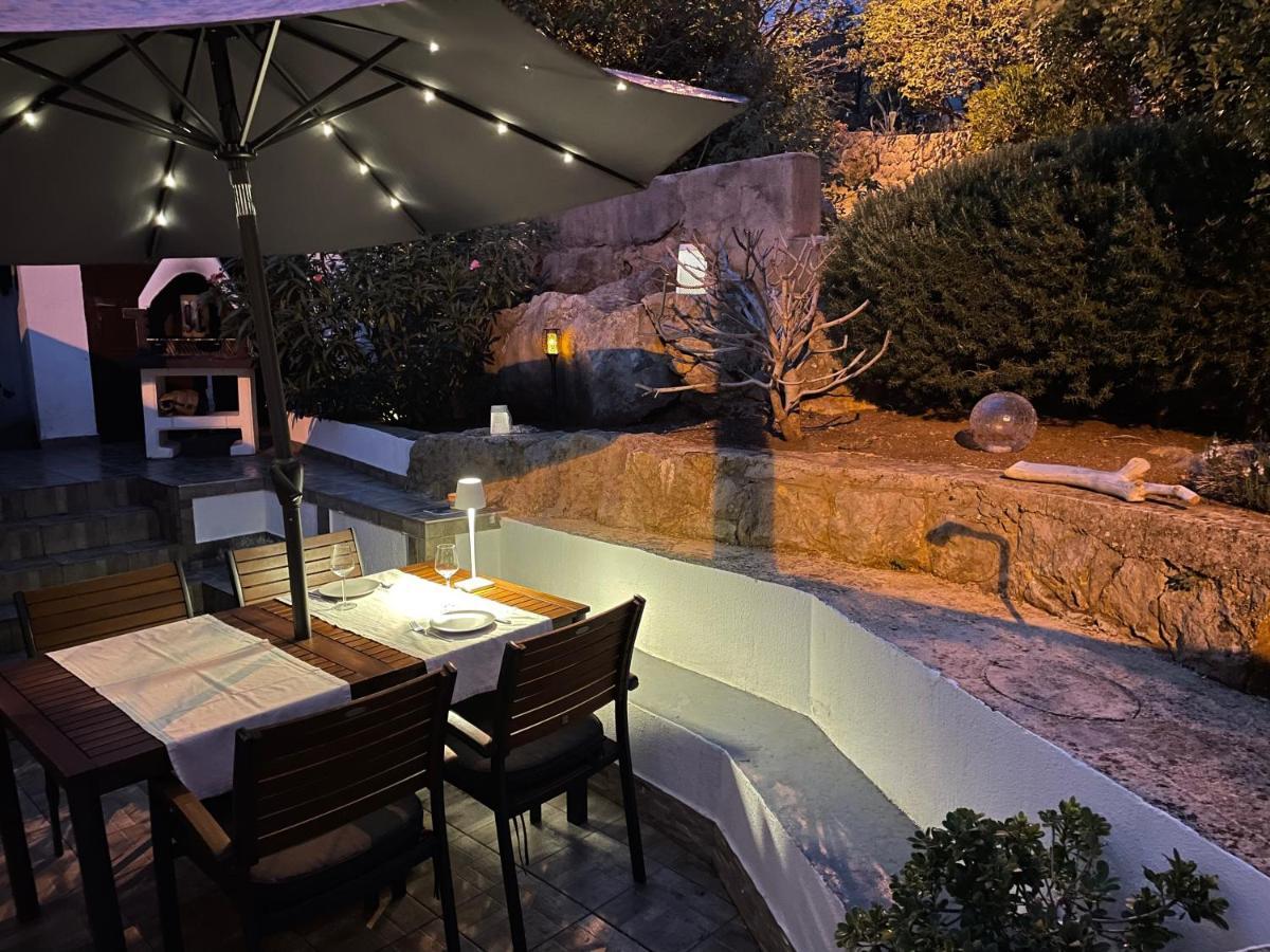 Holiday Home Cesarica Karlobag Zewnętrze zdjęcie